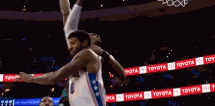 乐鱼线上服务-总能把握时机！乔治补防再成背景板 杜伦顺下隔扣2+1